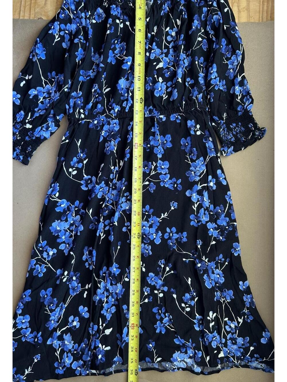 Talbots Petite P Black Blue Floral Smocked Midi Dress 3/4 Sleeve V Neck - Picture 6 of 6